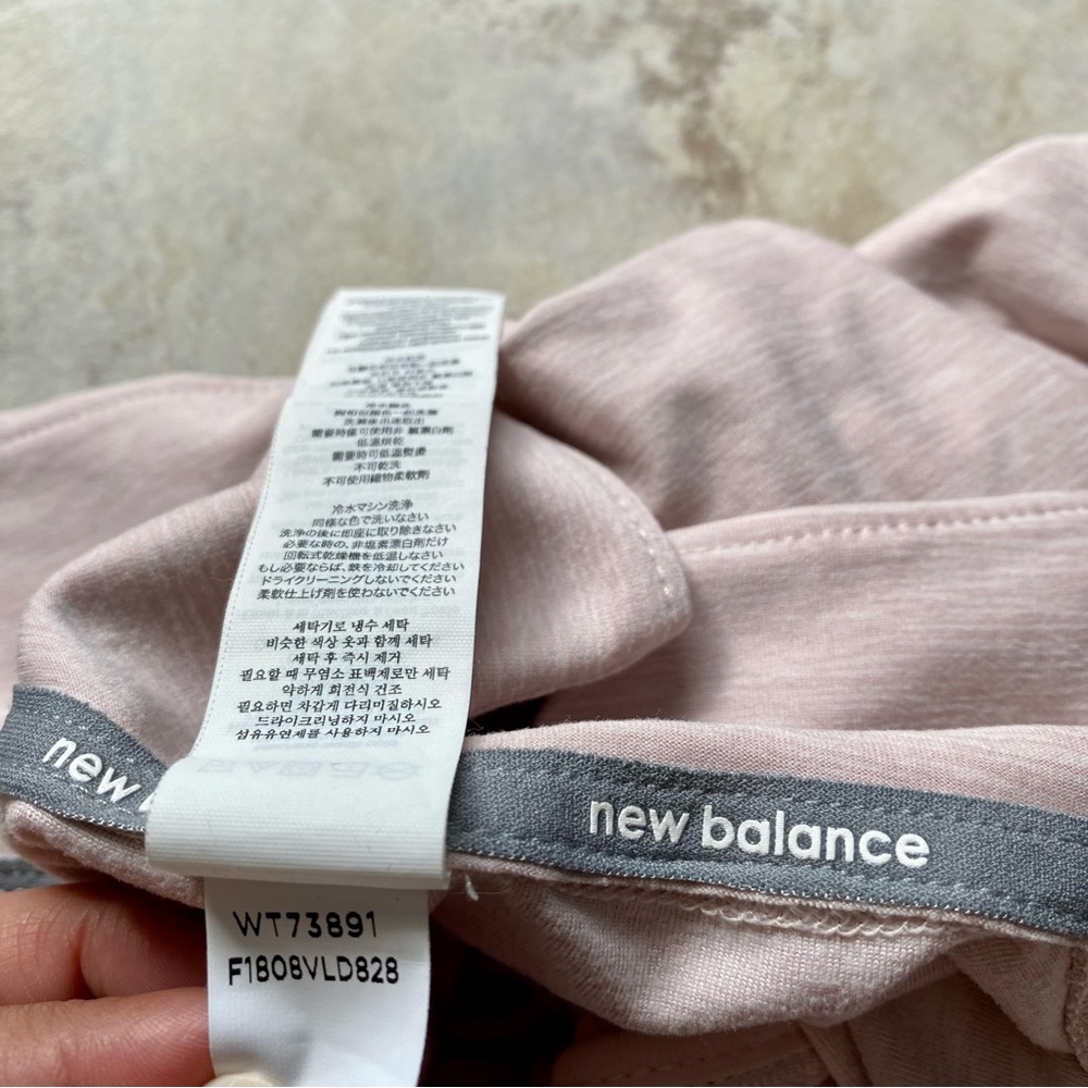 New Balance Women's Blush Pink Pullover 1/4 Zip Running Athletic Top Size Small - Picture 7 of 11